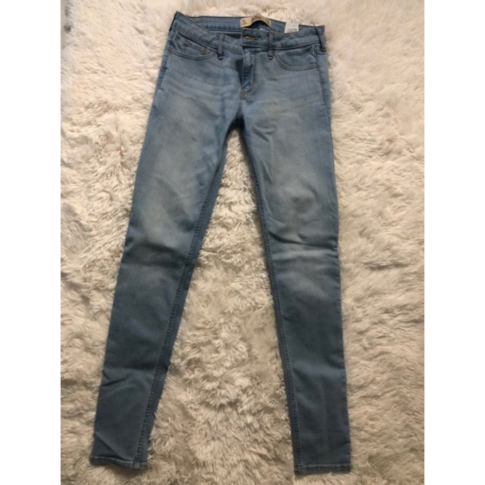 Hollister light blue jeans
